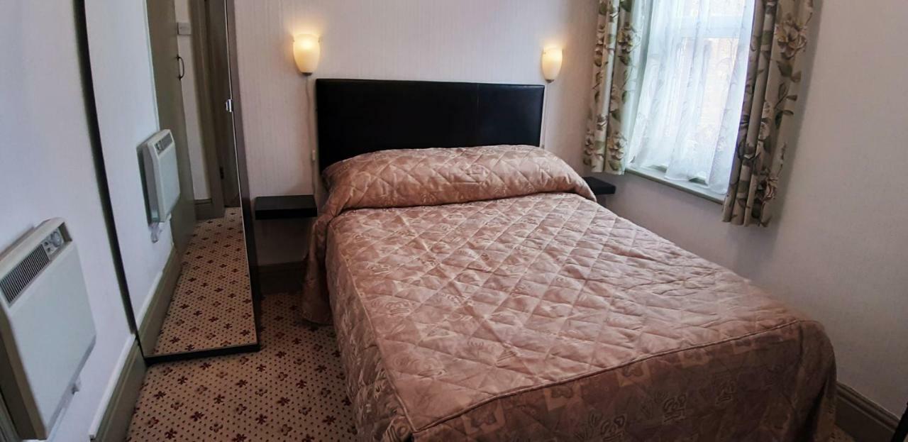 בלקפול Oakville Apartments מראה חיצוני תמונה