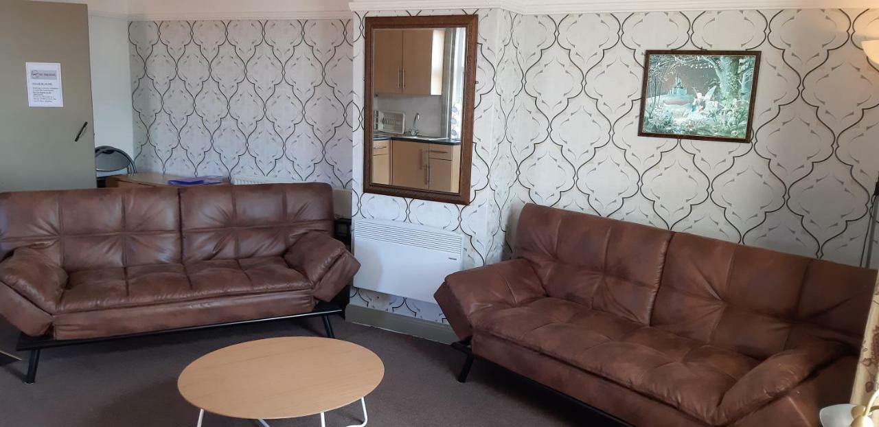 בלקפול Oakville Apartments מראה חיצוני תמונה